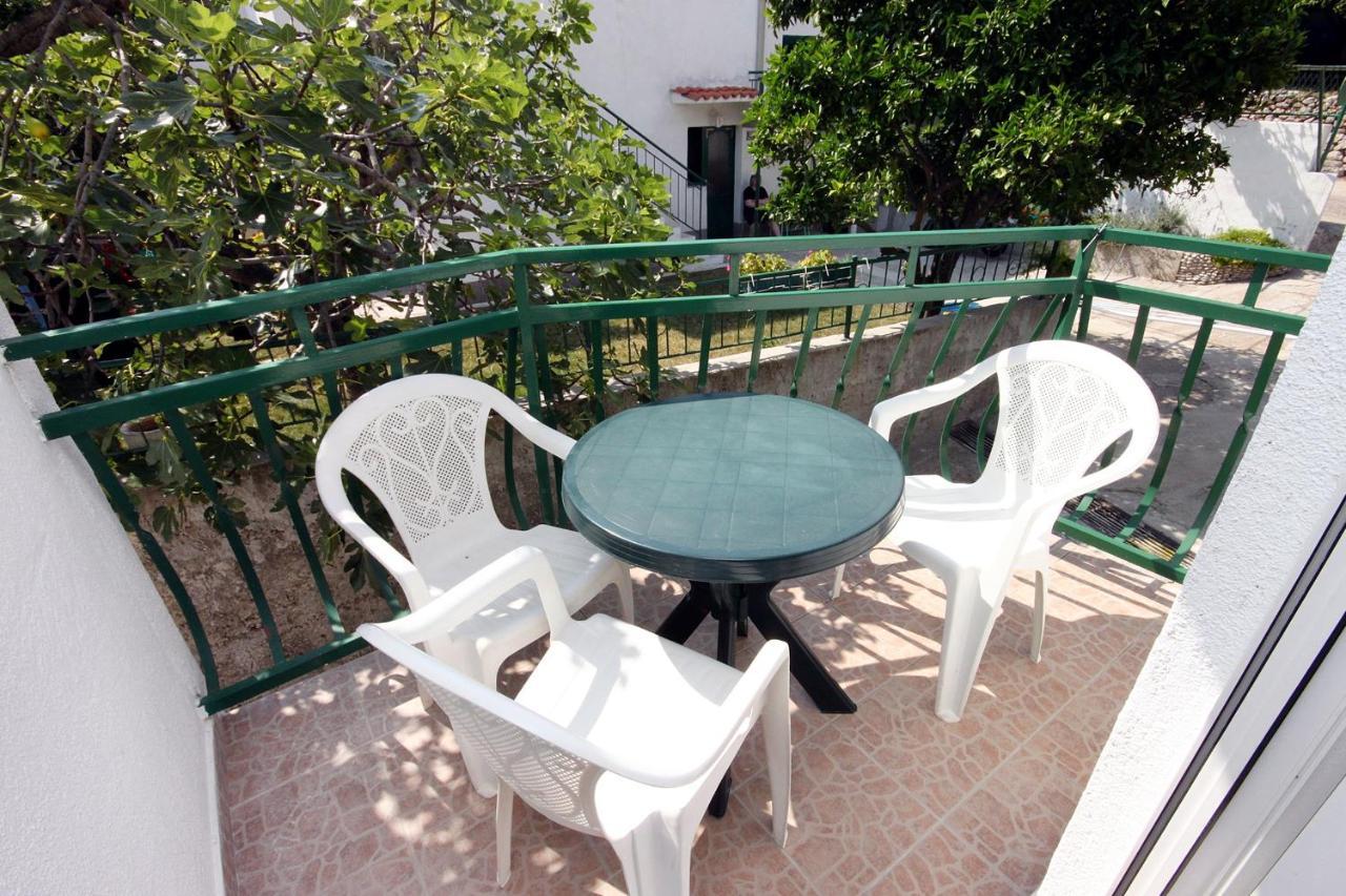 Apartments By The Sea Drvenik Donja Vala, Makarska - 6701 Екстер'єр фото