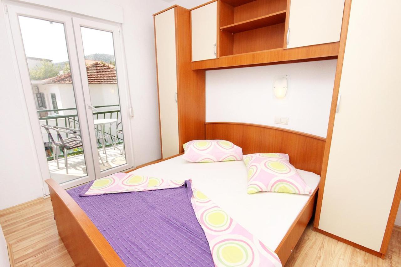 Apartments By The Sea Drvenik Donja Vala, Makarska - 6701 Екстер'єр фото