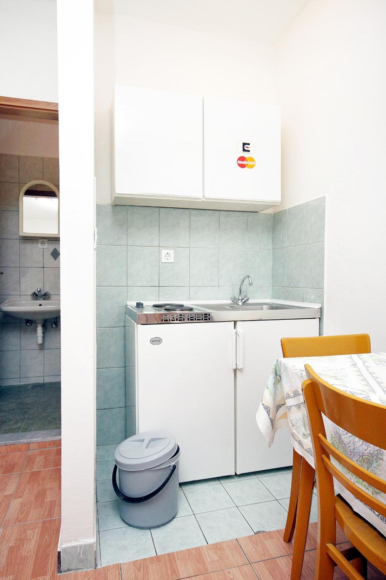 Apartments By The Sea Drvenik Donja Vala, Makarska - 6701 Екстер'єр фото